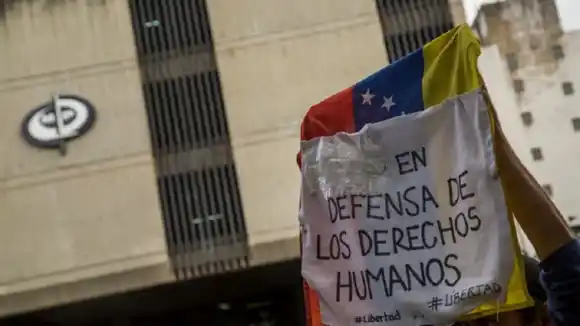 EL PAÍS DE LAS CARENCIAS y violaciones a todos los derechos: el descarnado balance de la ONG Sin Mordaza