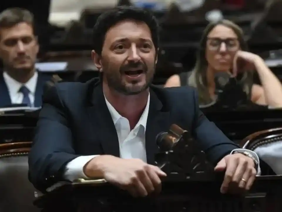 Yeza defendió el rumbo económico de Javier Milei.