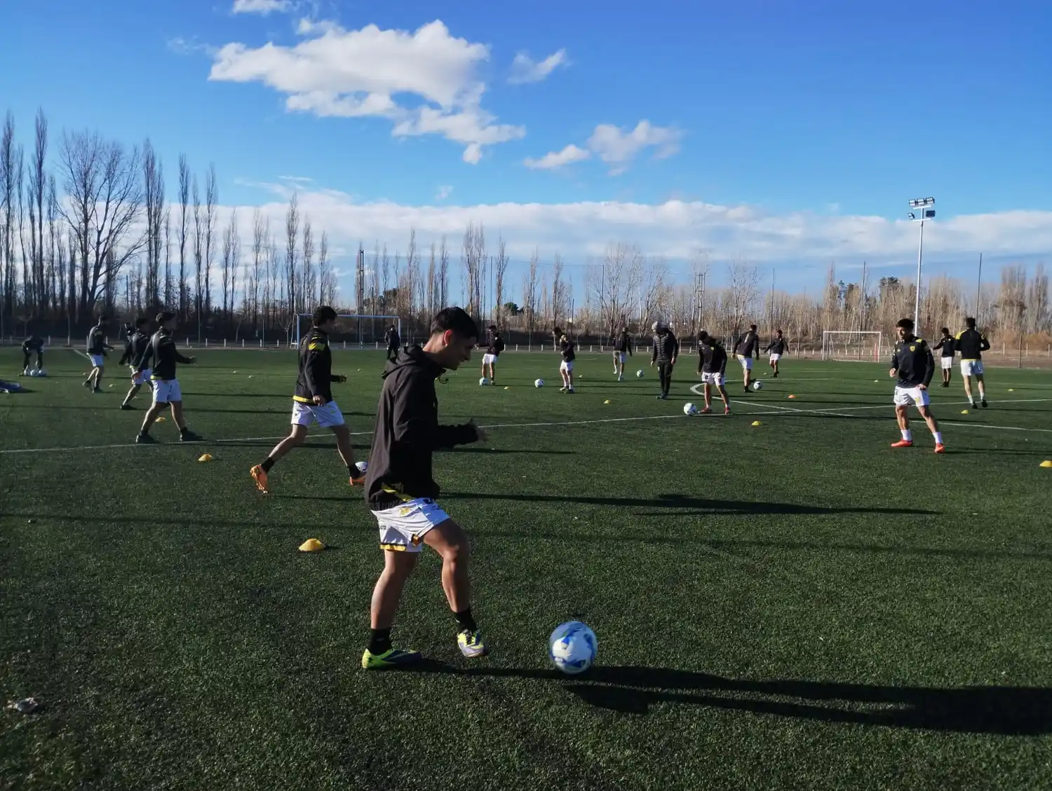 Santamarina trabajó ayer en el predio Área 22.