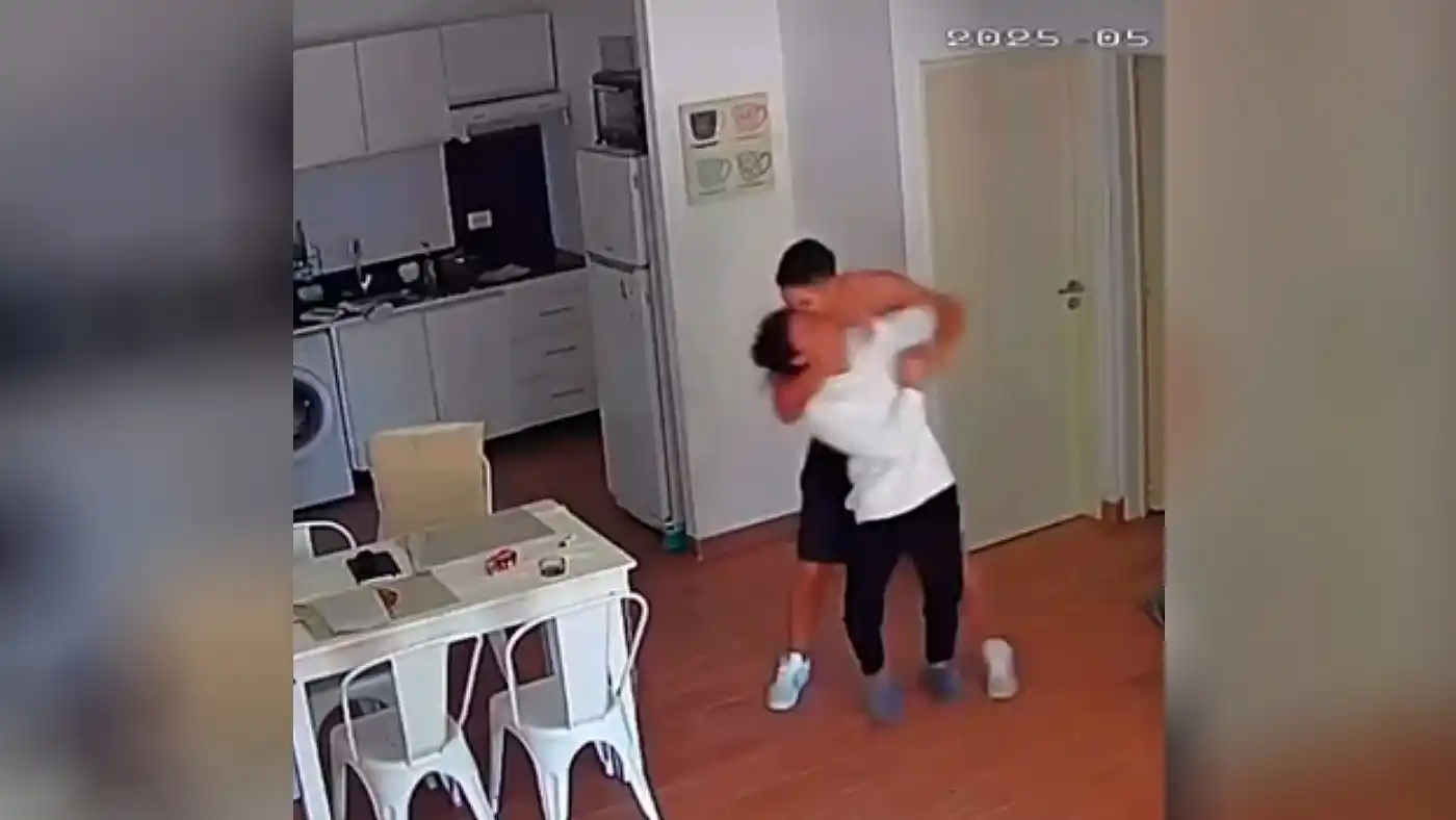 La joven difundió el video en sus redes sociales.