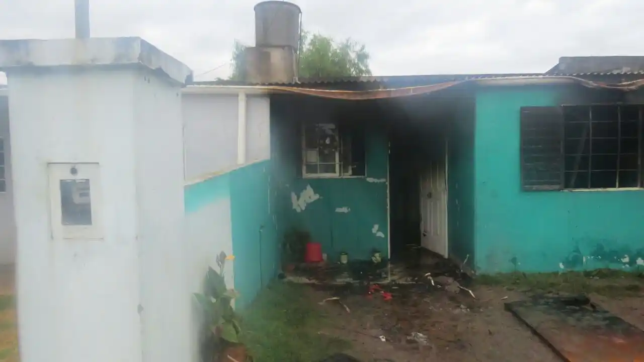 Discutió con su pareja por lo que habría decidido quemar su casa