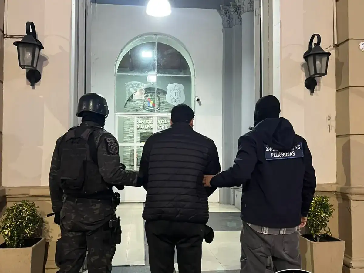 Detuvieron a un vendedor de drogas en la zona sur de la ciudad