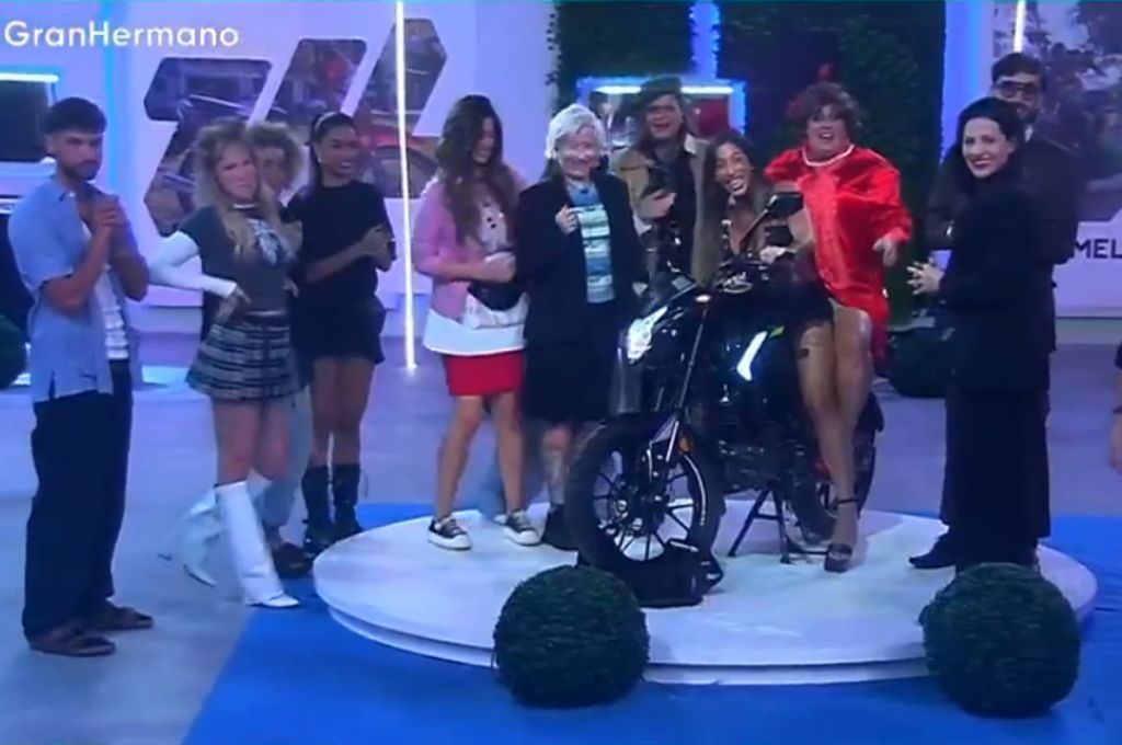 Cata ganó la moto