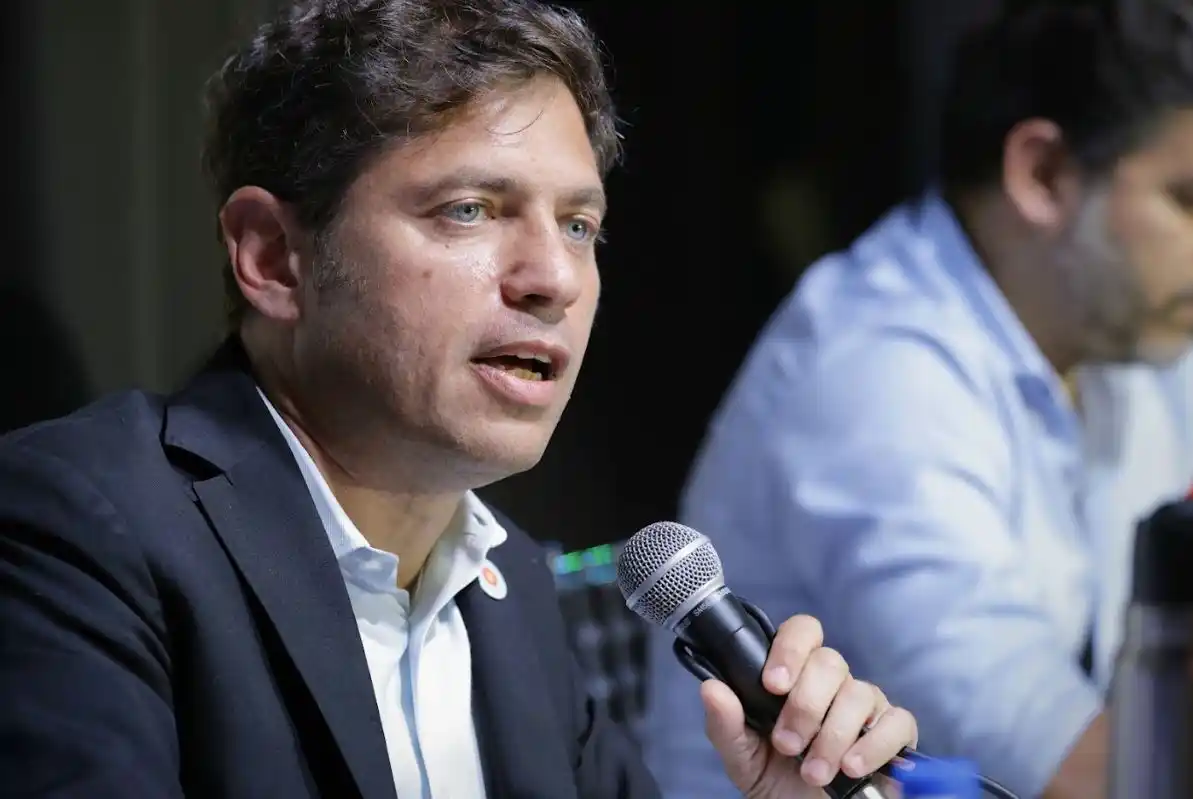Kicillof: “Milei le robó plata al pueblo de la provincia de Buenos Aires”