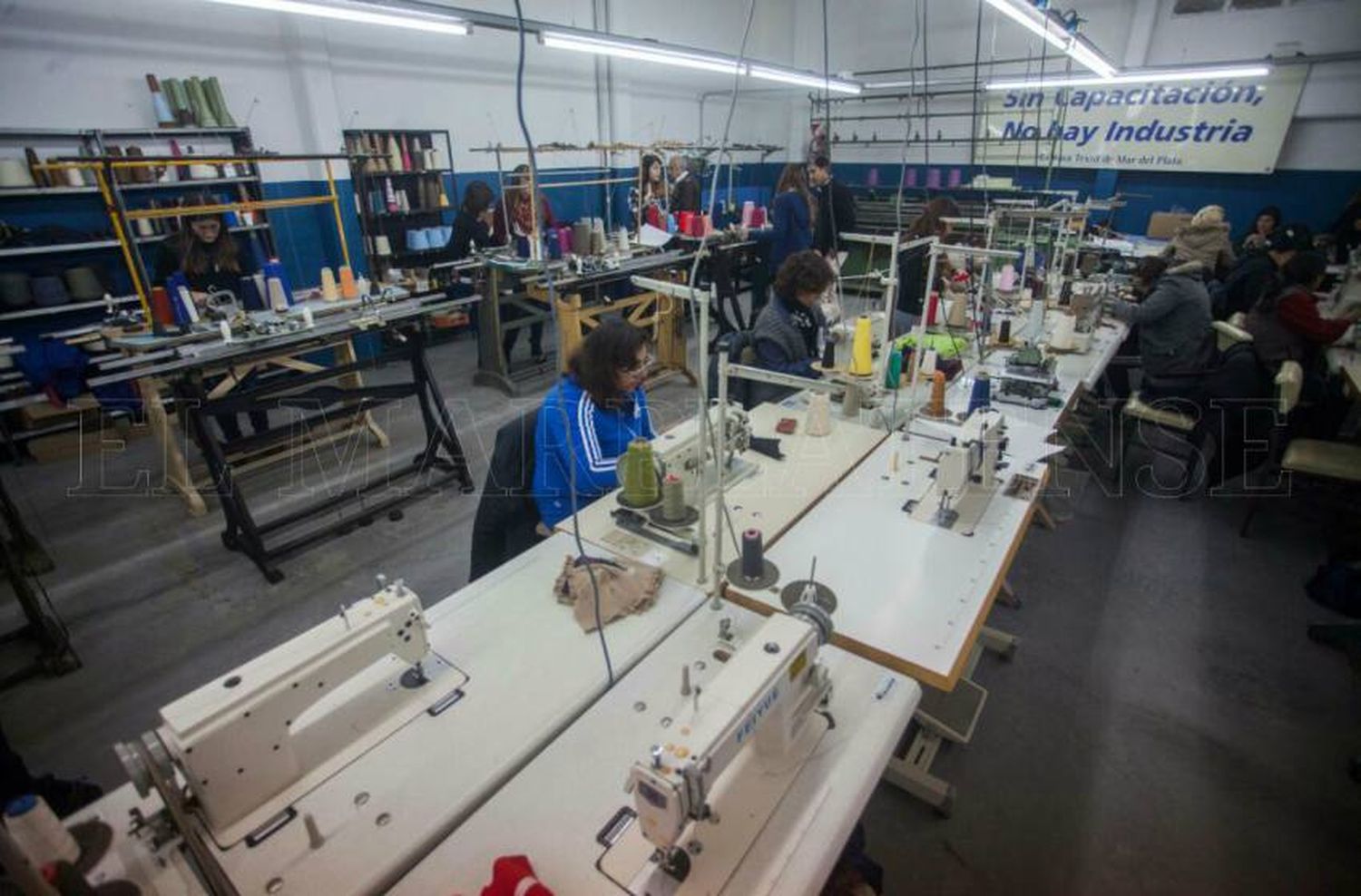 Arroyo impulsará a la industria textil para bajar el desempleo
