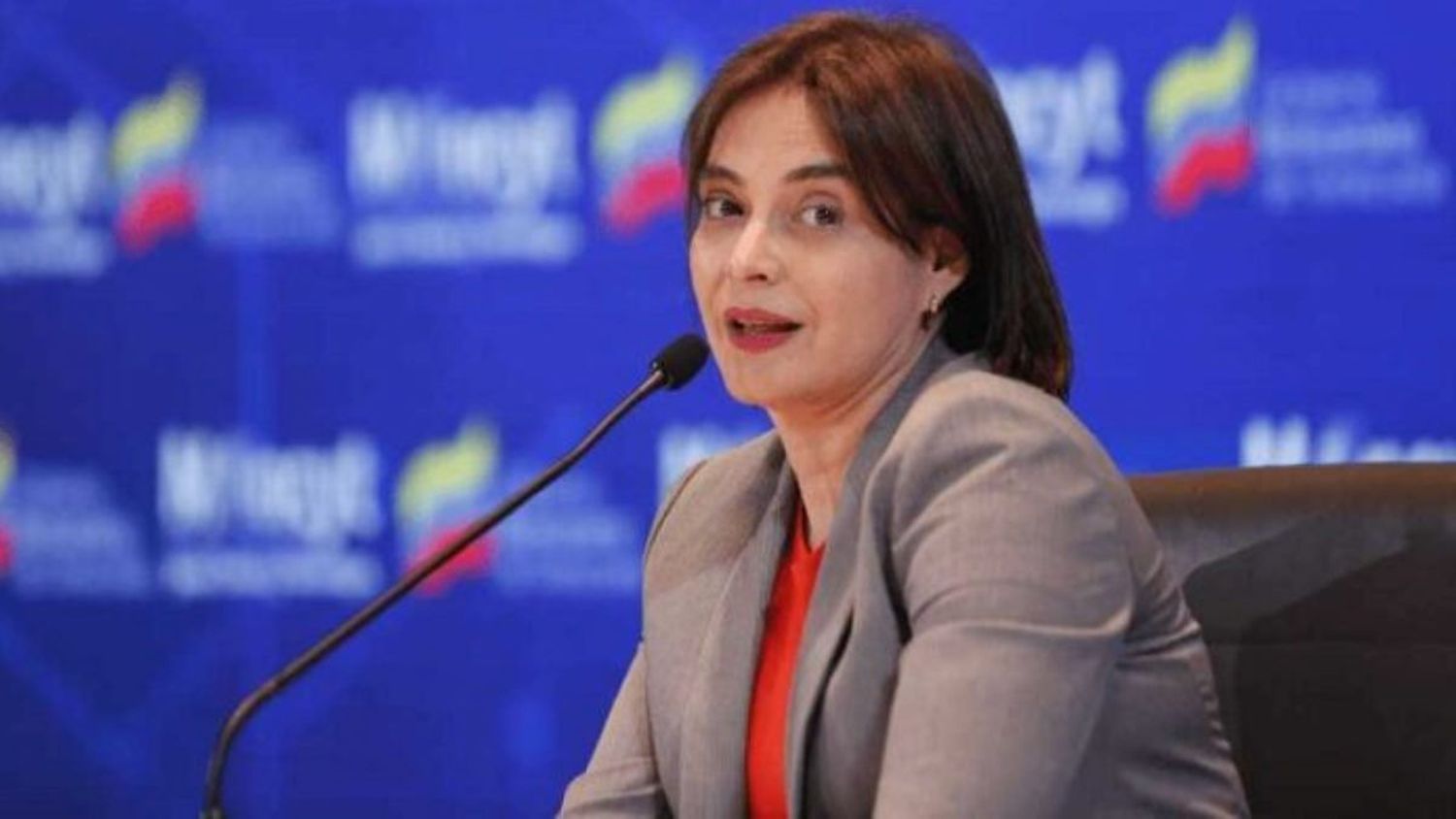 Más del 60% del contenido compartido en redes sociales en Venezuela contiene “violencia”, apunta ministra de Tecnología