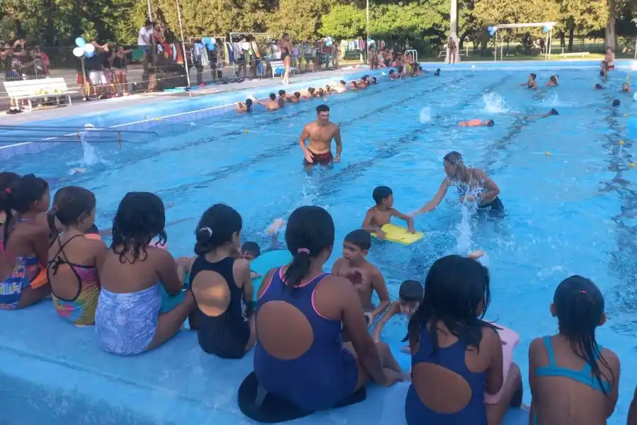 Con una gran fiesta, finalizó “Todos al Agua”