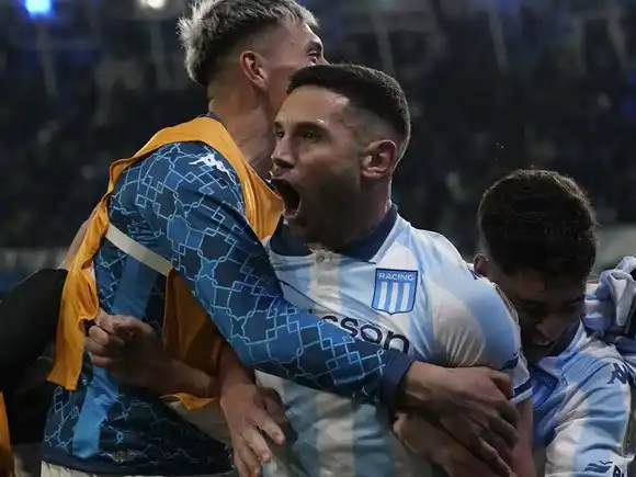 Racing y Vélez cierran la fase de grupos con liderazgos: golazo de chilena y empate estratégico