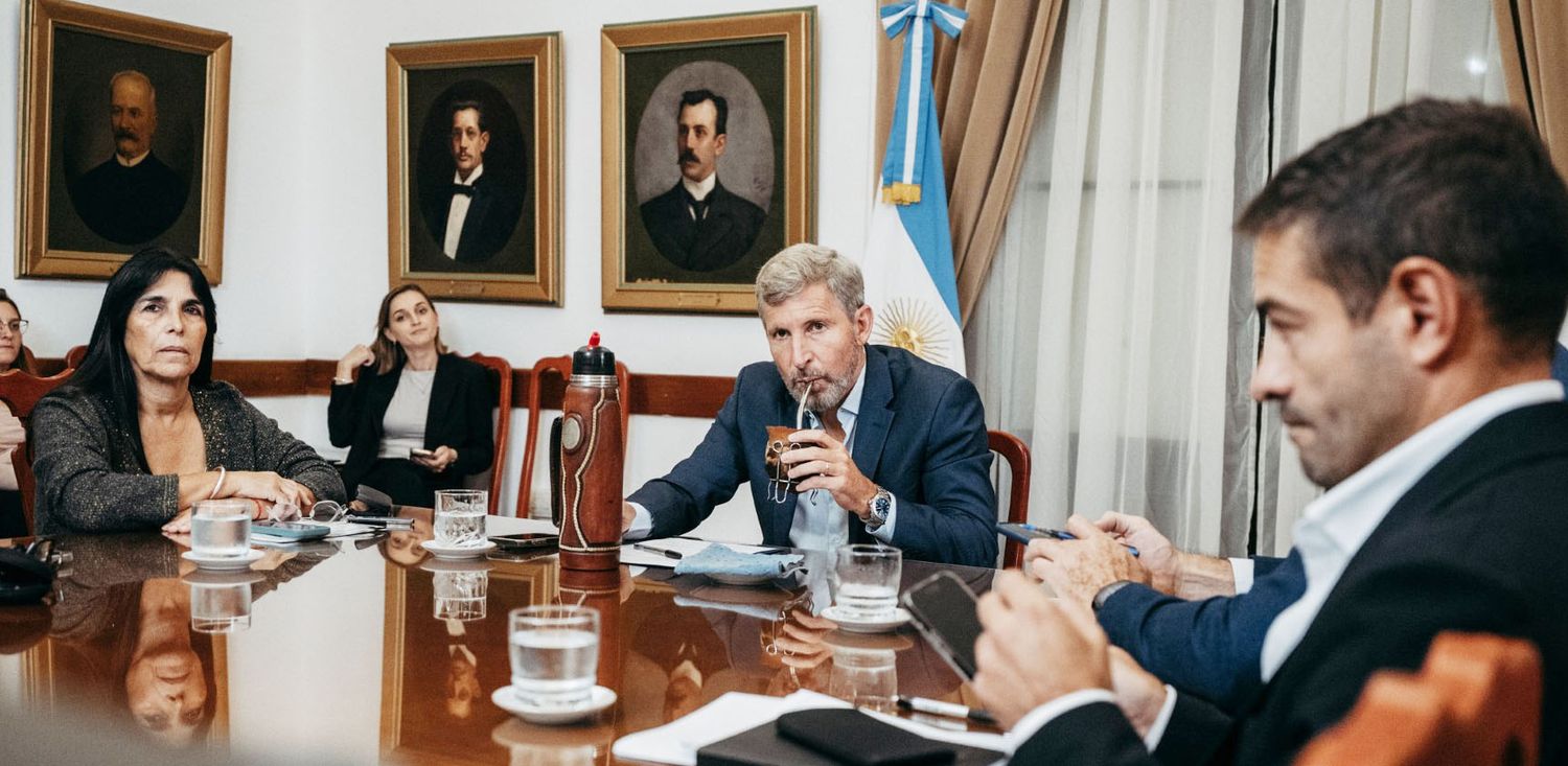 Salud Mental, vacunación y adicciones en la agenda de gabinete