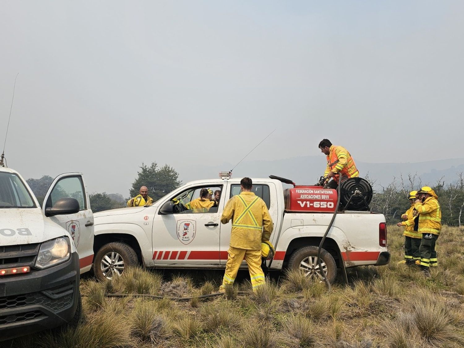 Brigadistas santafesinos colaboran en el combate de los incendios en la Patagonia