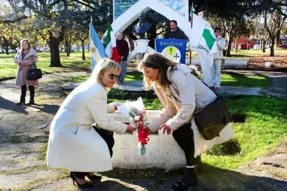 Homenaje al inmigrante italiano