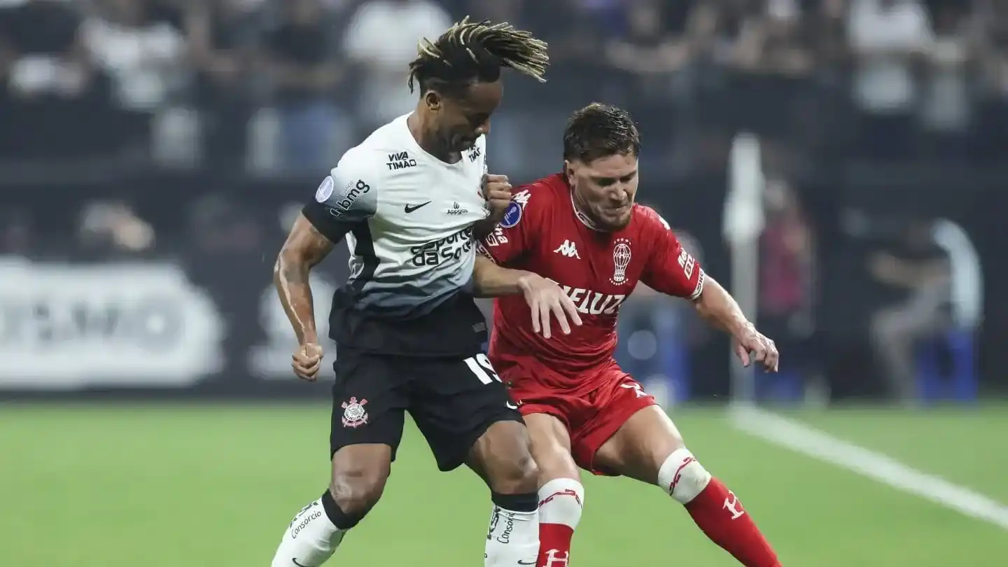 Huracán, ante Corinthians, con la mente en el domingo
