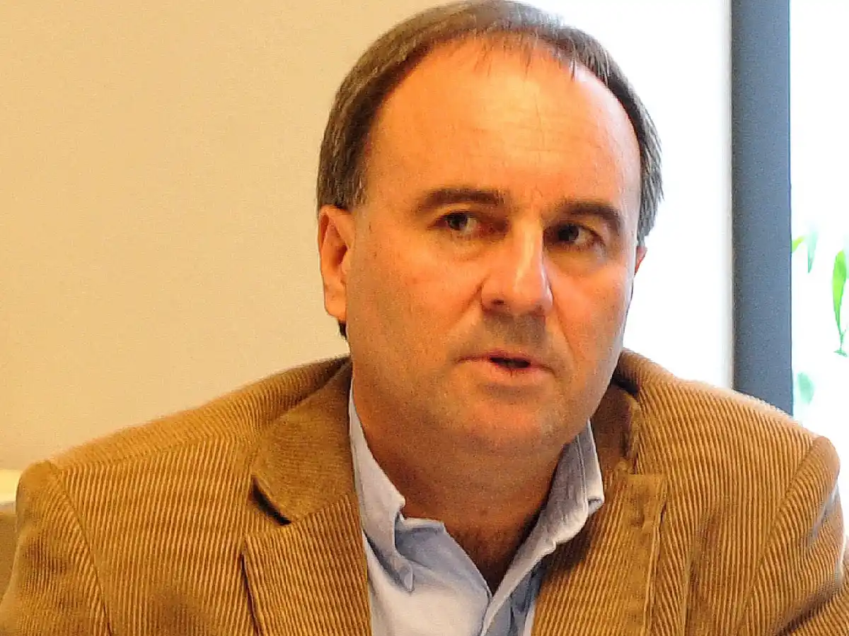 “La municipalidad sigue de cerca la situación de Lear”  