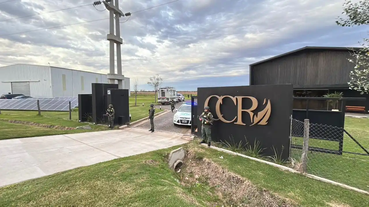 gendarmería nacional policia crematorio incineracion cocaina droga estupefaciente ruta provincial 70 rp70 - 18