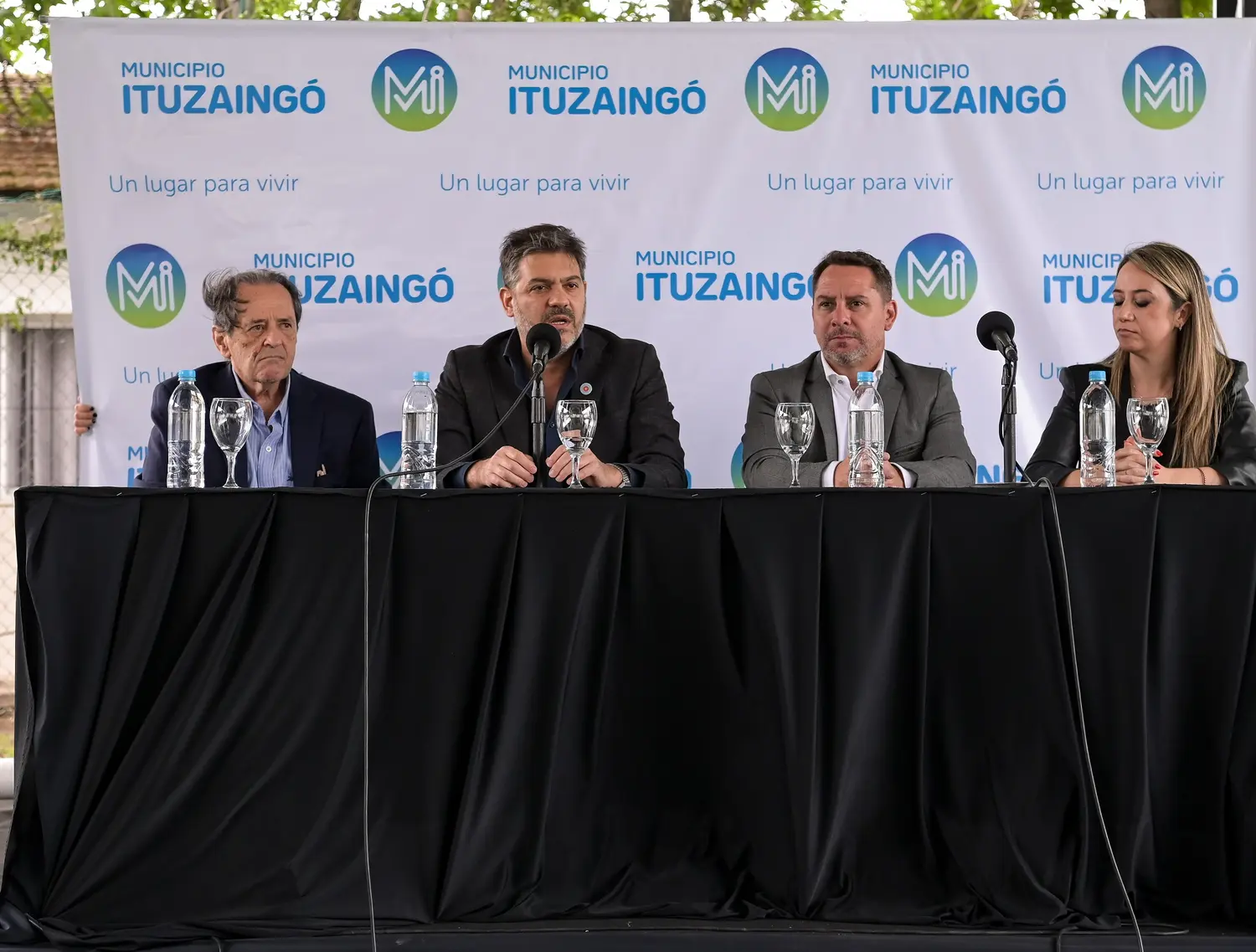 Ituzaingó: Bianco y Descalzo inauguraron un espacio deportivo y recreativo