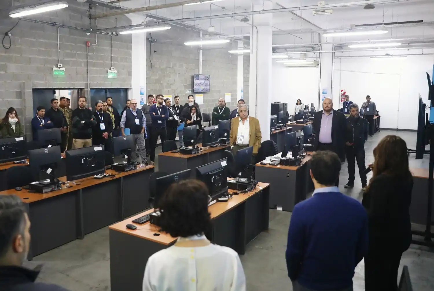 La DINE realizó la primera prueba del sistema de recuento de votos para las elecciones generales