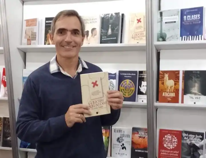 Juan Manuel Cuello presentó “Cuentos Reunidos” en la Feria del Libro