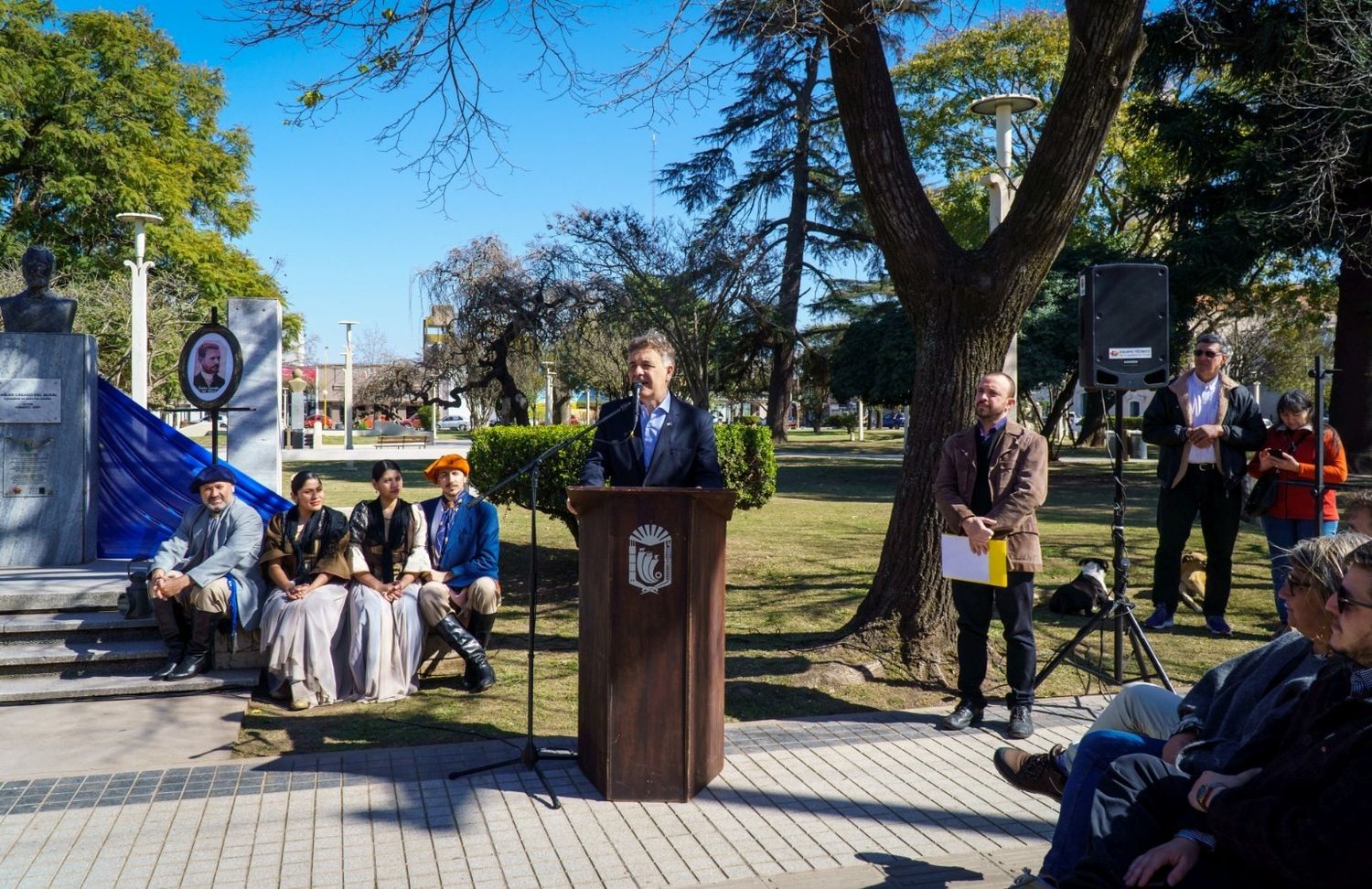 El intendente Maximino encabezó los actos del aniversario de la ciudad.