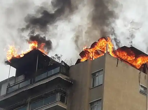QUÉ PELIGRO se incendió un apartamento del Estoril Palace en Los Palos Grandes (+Fotos)