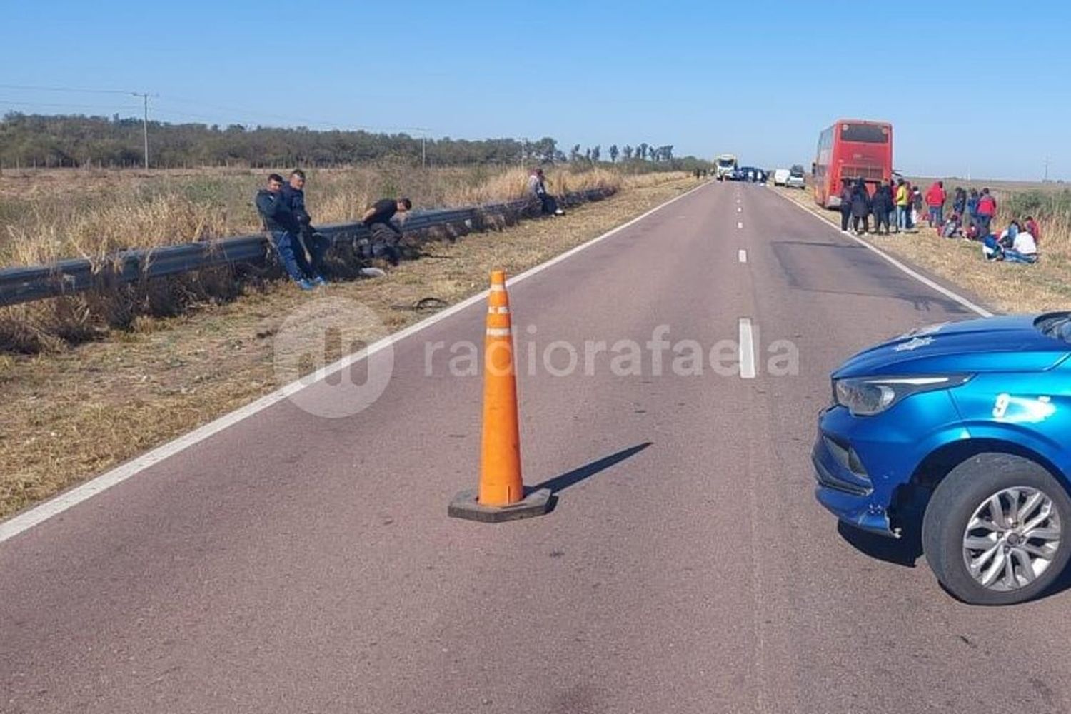 Tragedia en Ruta Provincial 2: una menor de edad habría perdido la vida tras ser embestida por una camioneta