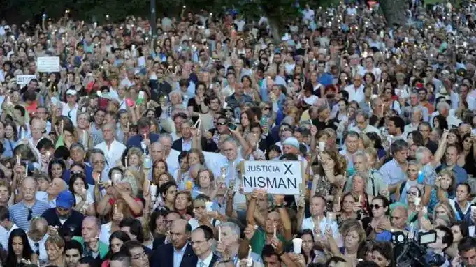 Con presencia de funcionarios se realizó el acto para recordar a Nisman