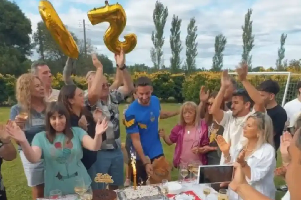 El conductor y productor organizó un evento especial.