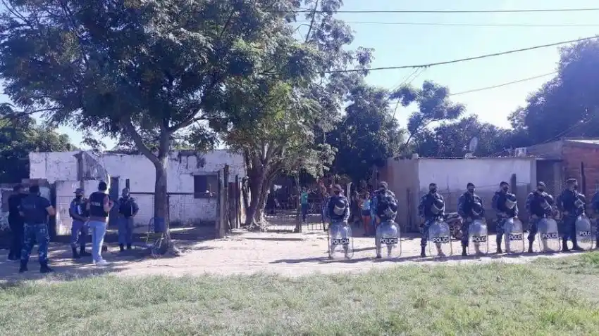 Joven en grave estado tras recibir un disparo en la cabeza, hay un detenido