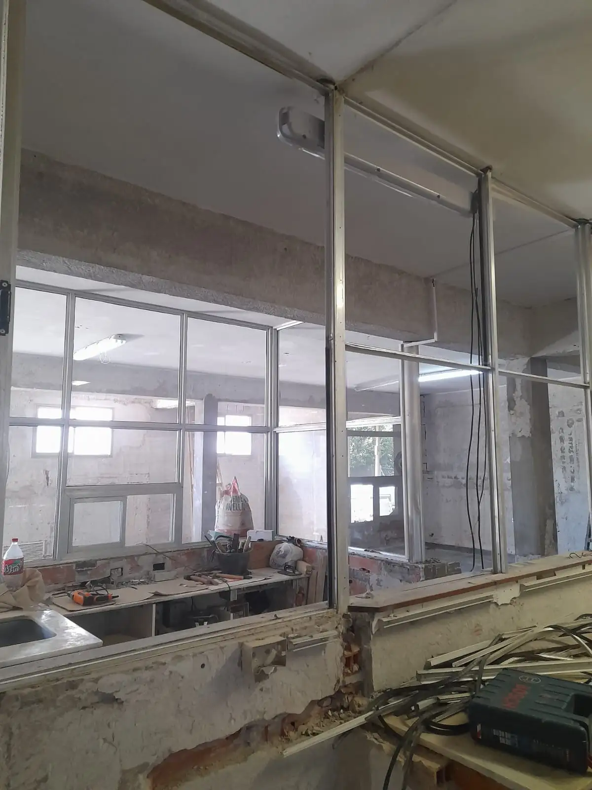 Trabajos que se están llevando a cabo en la Unidad de Terapia Intensiva-