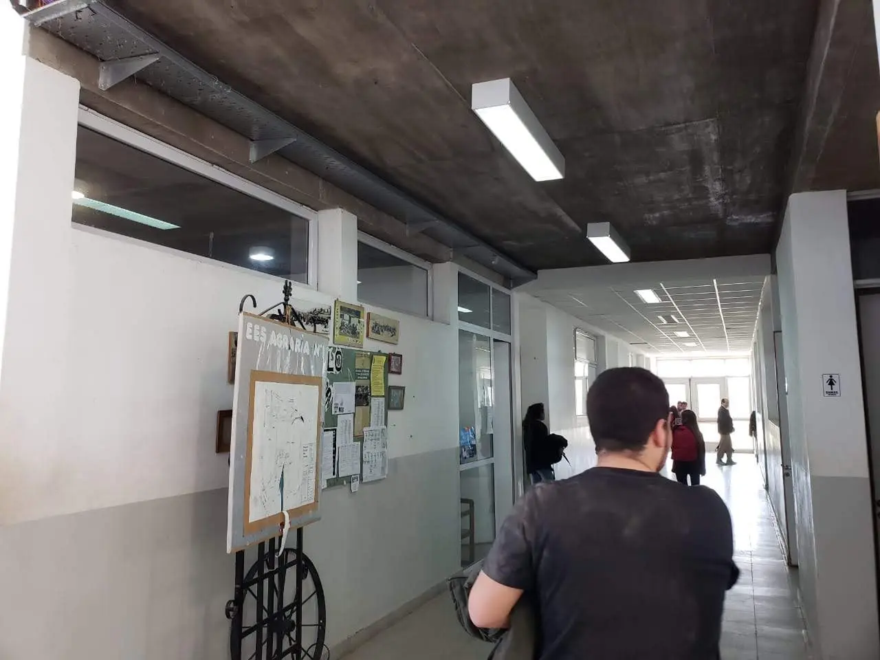 Hay un listado de situaciones edilicias ante las que no podrán comenzar las clases presenciales