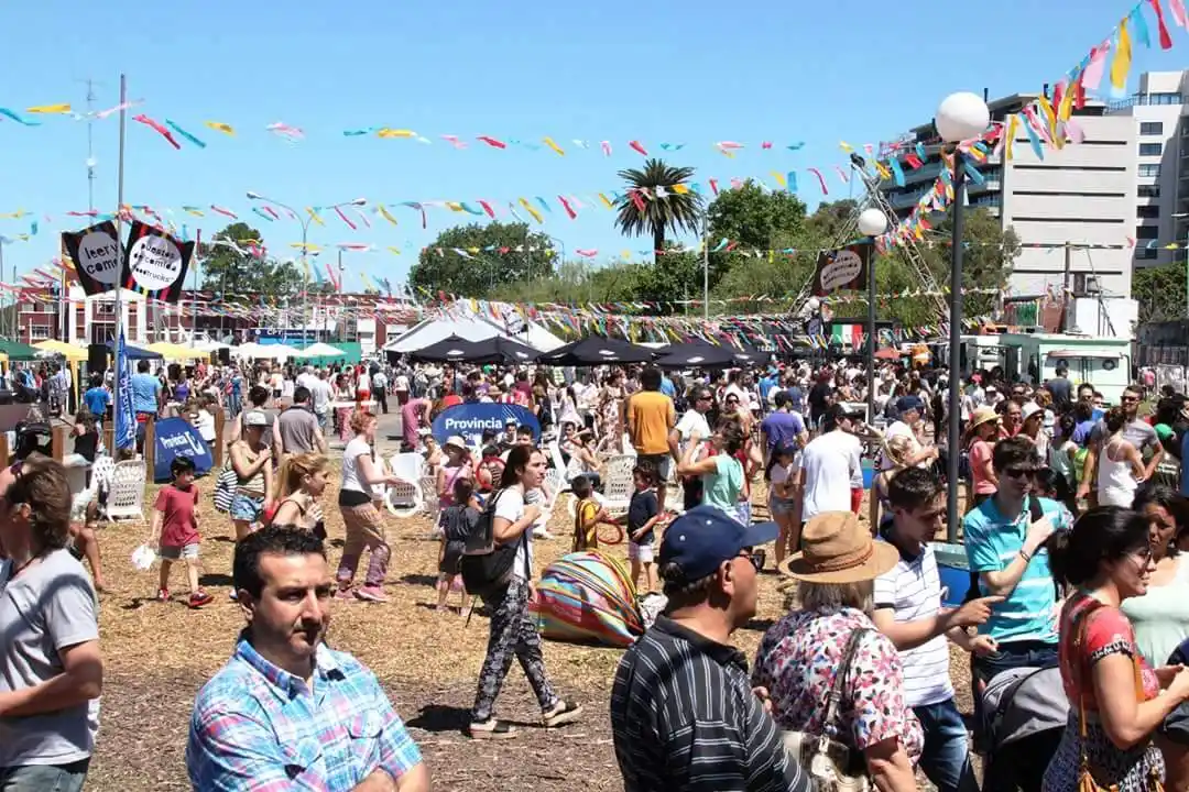 Llega la octava edición de "Leer y Comer" a Vicente López