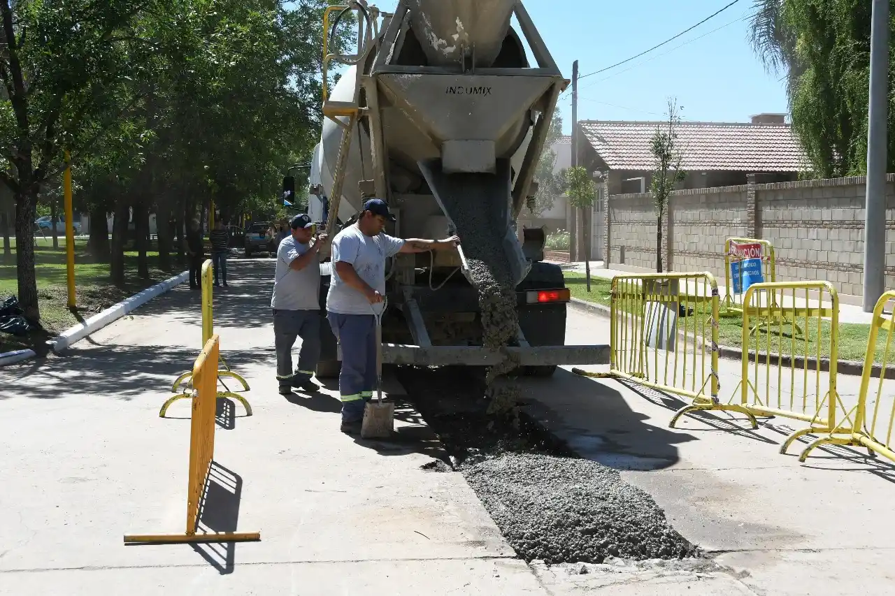 Los trabajos de bacheo en diferentes puntos de la ciudad