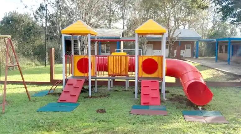 Juegos nuevos. Ya están instalados en los jardines