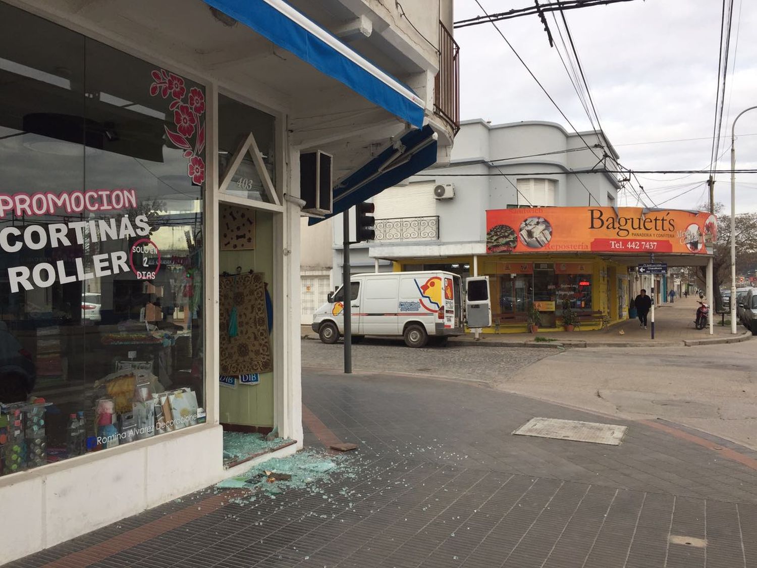 Robaron en una casa de decoración y su dueña durmió en el comercio