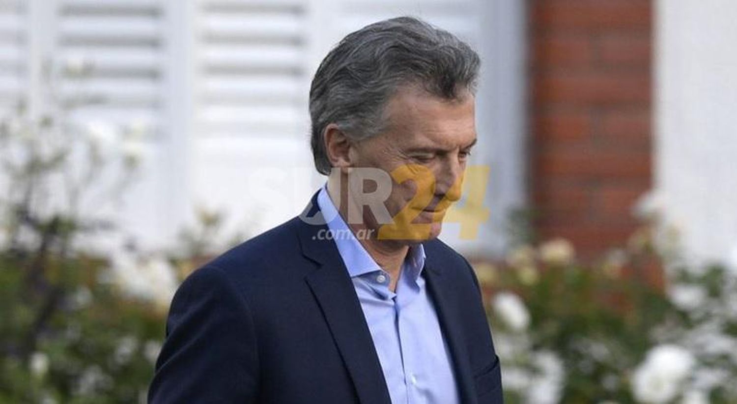 Macri solicitó autorización para salir del país y pidió mantener en reserva el destino