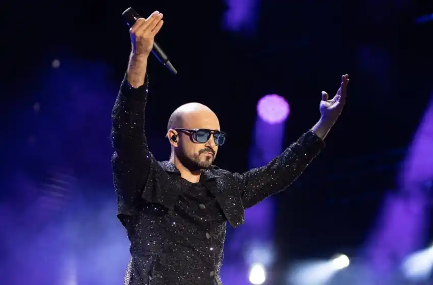 Abel Pintos renovó sus lazos con la Fiesta de la Confluencia ante 250 mil personas