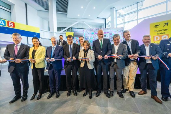 Terminal Nacional del Aeropuerto de Santiago duplica su capacidad a 20 millones de pasajeros