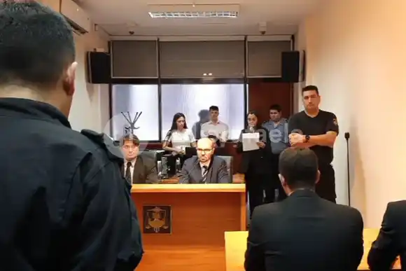 Emanuel Suárez fue condenado a 12 años y 6 meses de prisión por violaciones reiteradas