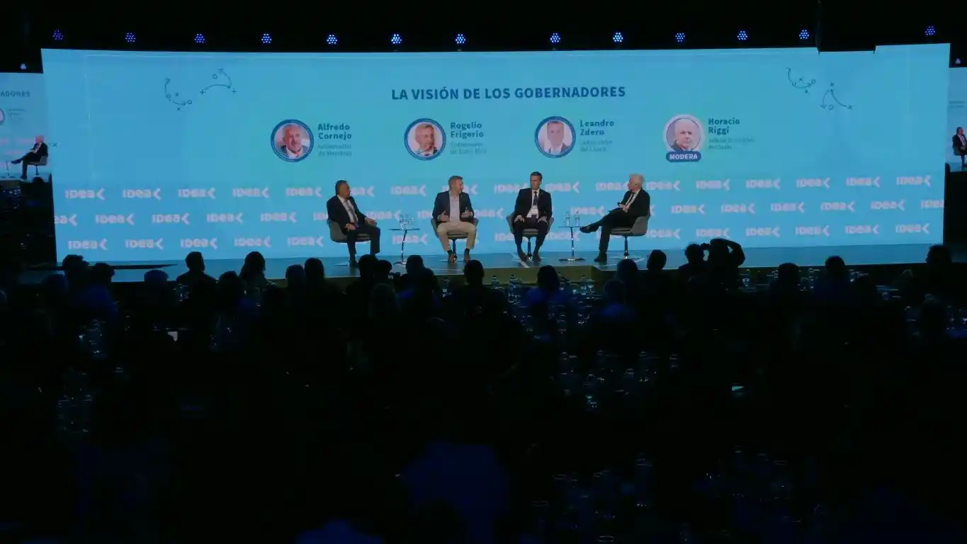 También subrayó que es “la primera vez” que es “optimista” respecto a “la posibilidad de hacer y plasmar esas reformas que van a mejorar la competitividad".