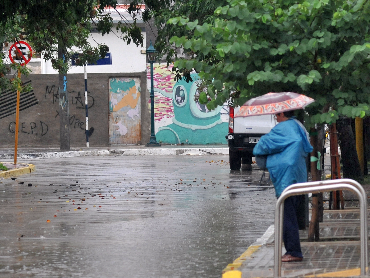 Paraguas en mano para arrancar el día