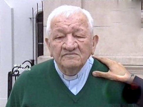 Con "el cuento del casamiento" robaron y desnudaron a un cura en Lomas de Zamora