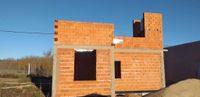 Mujeres sin techo construye la primera vivienda social adaptada de la ciudad 