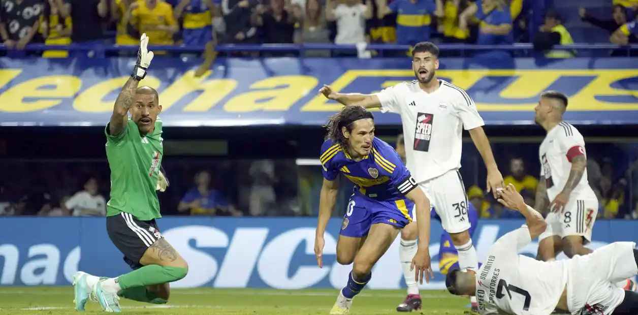 Boca empató ante Riestra, por 1 a 1, en La Bombonera