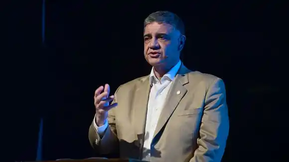 CABA: multarán con hasta $900 mil a quienes revuelvan basura y ensucien la vía pública