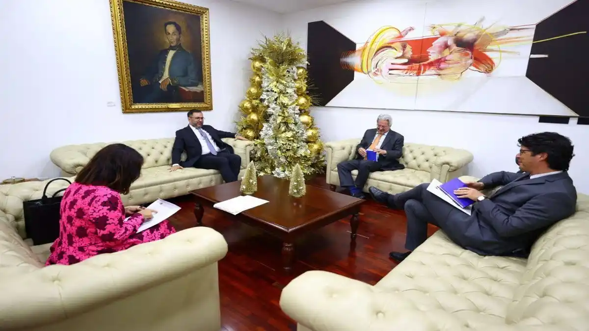 «POR SU CONDUCTA HOSTIL»: Venezuela ordena reducir representación diplomática de Países Bajos, Francia e Italia