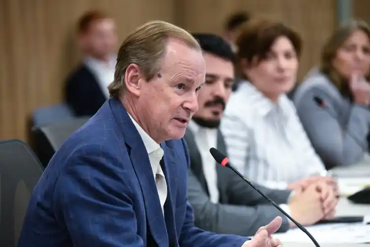 Bordet presentó un proyecto para promover el empleo joven basado en una experiencia exitosa desarrollada en Entre Ríos