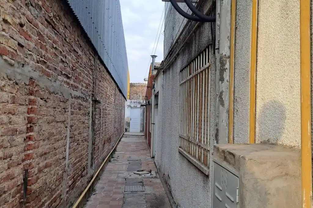 El robo ocurrió entre las 4:00 y las 6:30 de la mañana, aproximadamente.