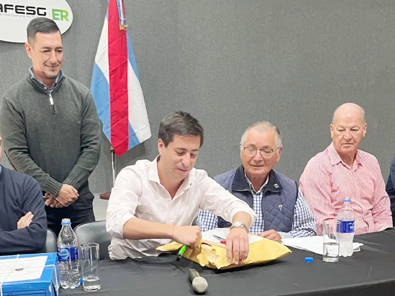 Cafesg avanza con su Plan de mejoramiento de infraestructura escolar y hospitalaria