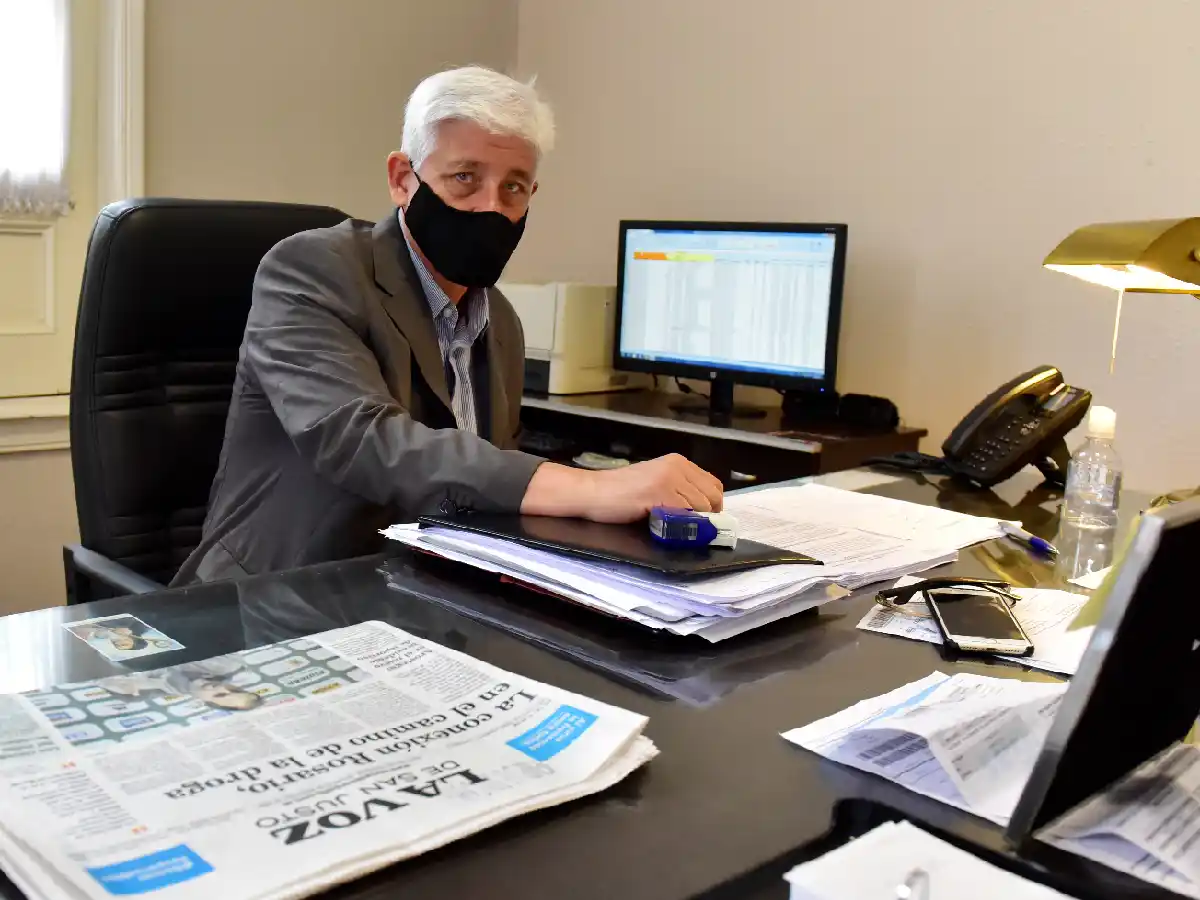 Pidieron el procesamiento del fiscal federal Luis Viaut  y de otras cinco personas