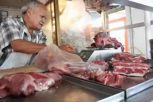Carniceros afirman que los precios no  "porque el mercado no lo permite"