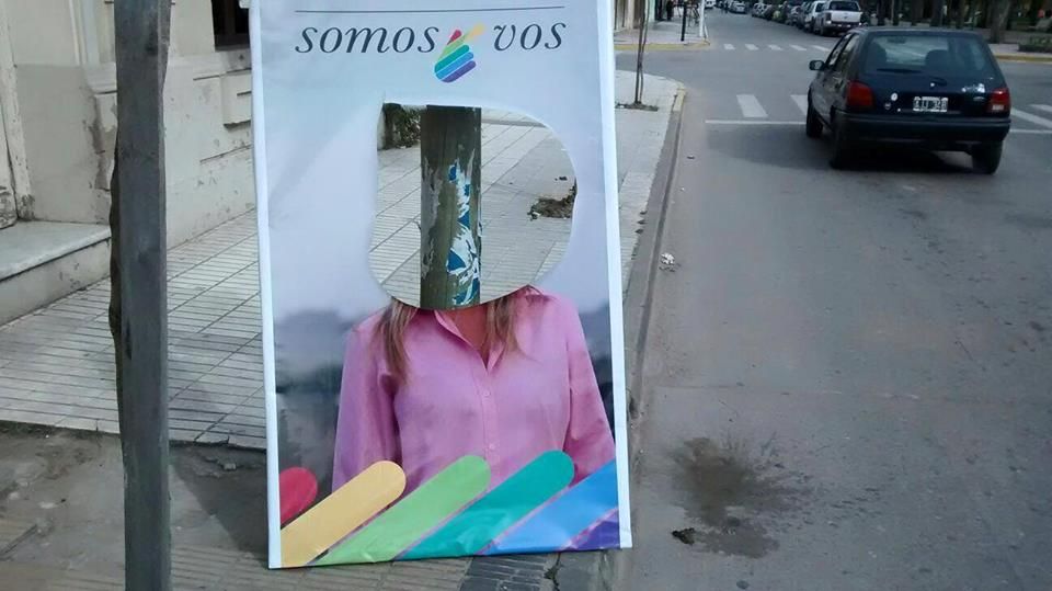 Baradero: Candidata de Cambiemos denunció rotura de carteles